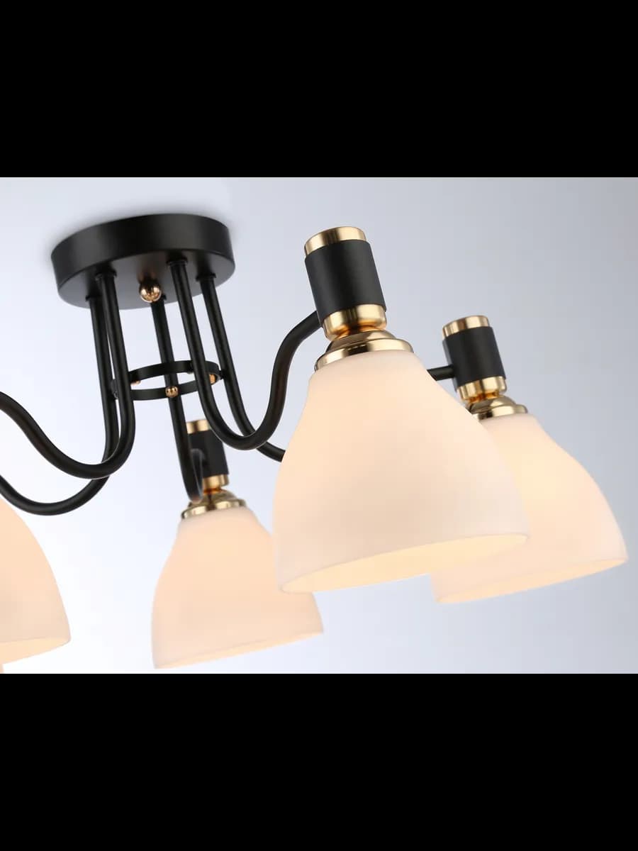 Потолочный светильник фото 3