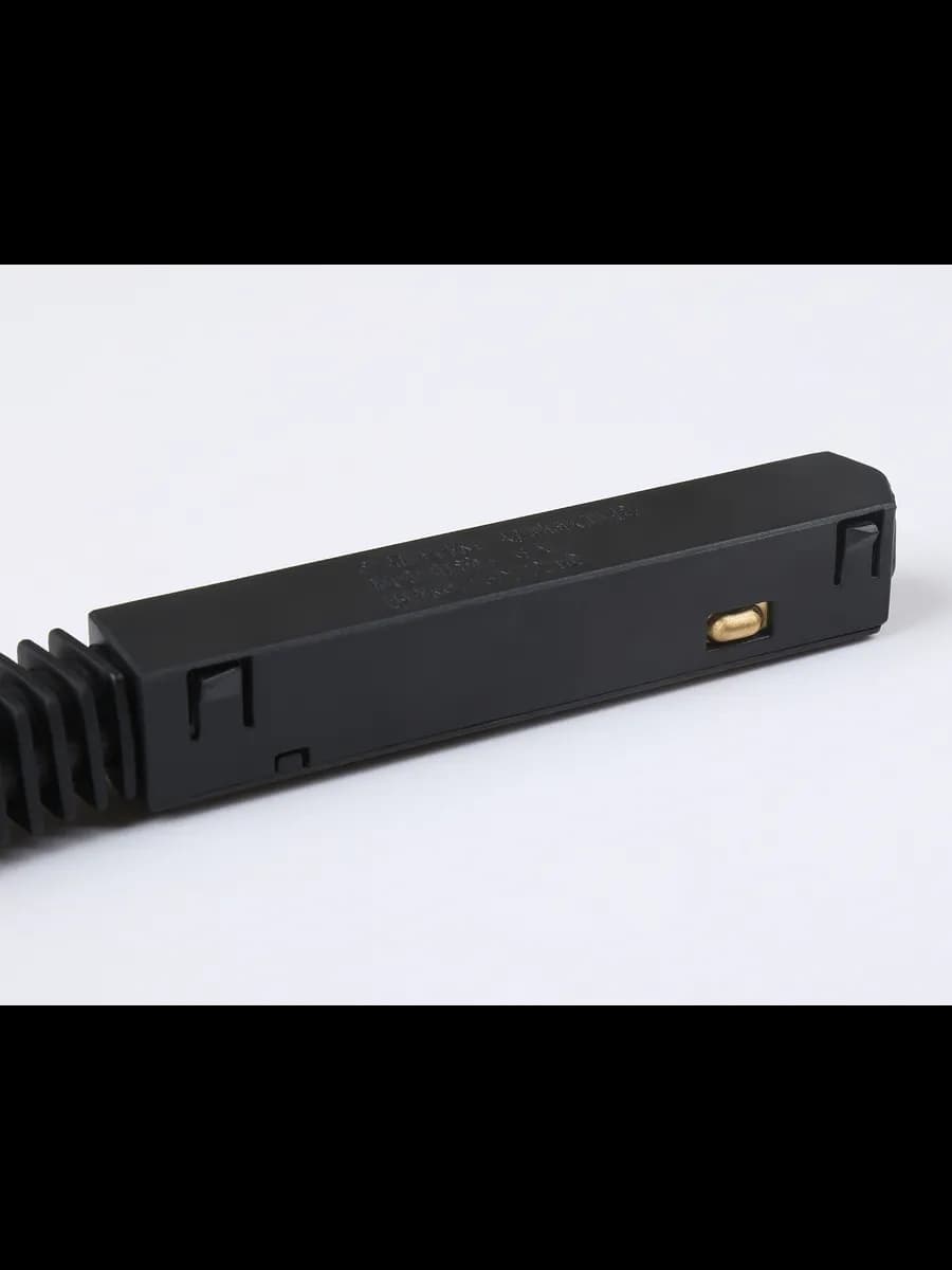 Коннектор питания угловой для шинопровода Magnetic 20мм 48V фото 2