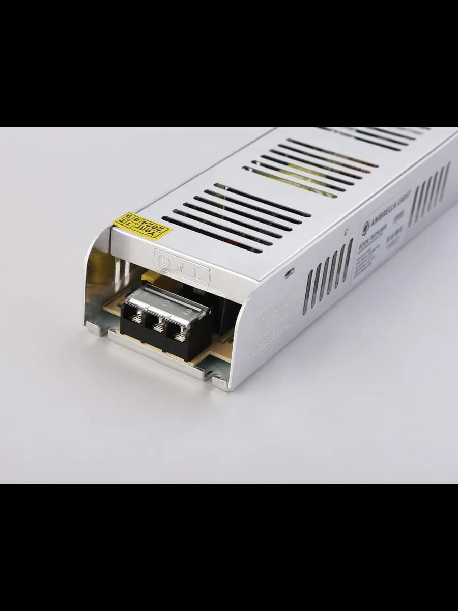 Блок питания с EMC для светодиодной ленты 24V 250W 10,4A фото 3